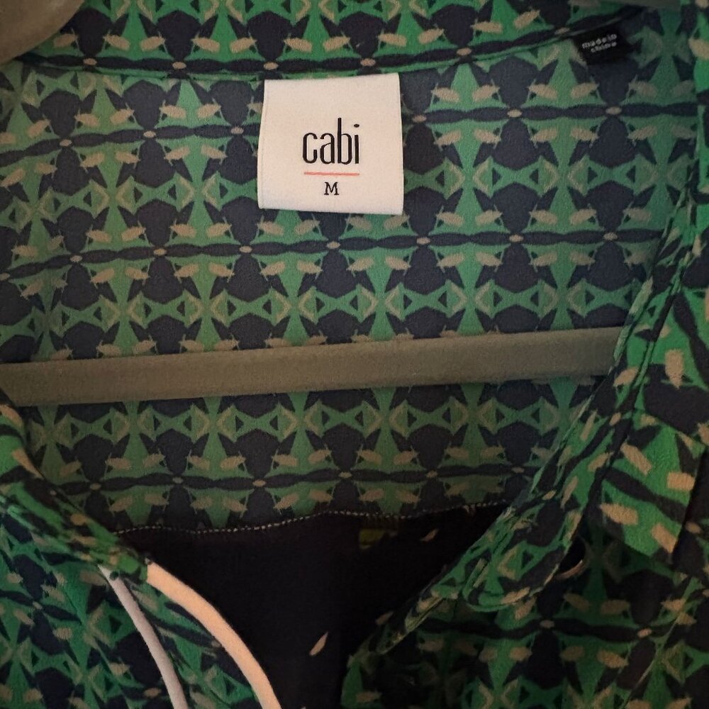 CAbi BUTTON DOWN MIXED PATTERNED FLORAL BUTTON DOWN BLOUSE; SIZE MED LIKE NEW!! - Picture 5 of 5